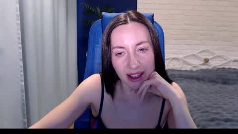 Lily online show from December 23, 5:27 am