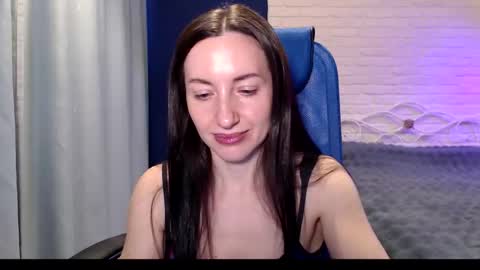 Snapshot of lilymellow chatting on March 13, 9:38 am Lily online show from March 13, 9:38 am