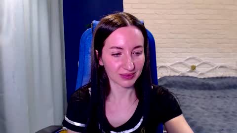 Snapshot of lilymellow chatting on March 20, 9:36 am Lily online show from March 20, 9:36 am