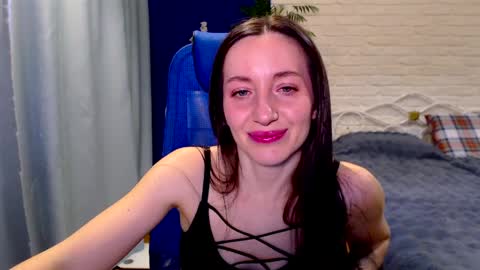 Snapshot of lilymellow chatting on March 28, 7:08 am Lily online show from March 28, 7:08 am