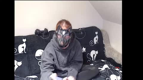 LilyOnTour online show from January 17, 12:04 am