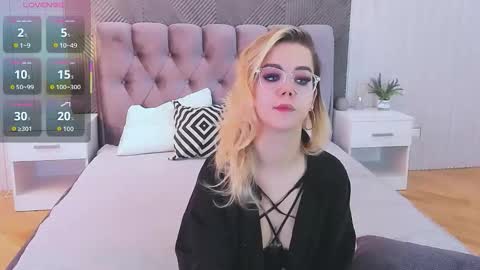 Rose online show from October 17, 5:54 am