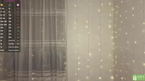 Snapshot of lilyrose1_ chatting on April 21, 4:56 pm You can call me Li ... online show from April 21, 4:56 pm