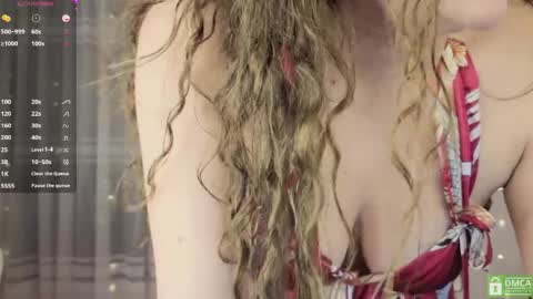 Snapshot of lilyrose1_ chatting on May 27, 4:04 pm You can call me Li ... online show from May 27, 4:04 pm