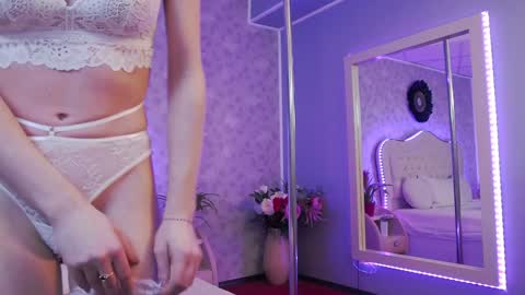      online show from January 13, 10:25 am