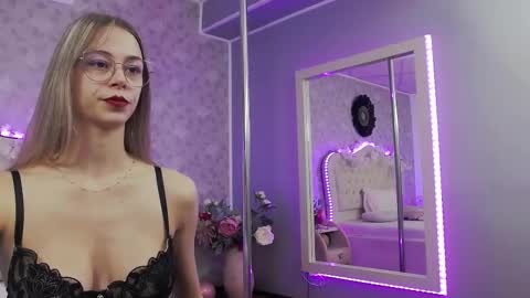      online show from September 11, 3:28 am