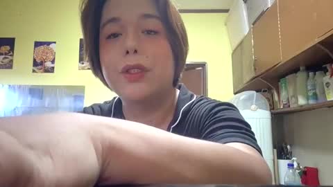 Snapshot of lilysette chatting on May 11, 9:37 am lilysette online show from May 11, 9:37 am