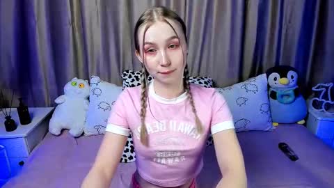 Snapshot of lilystarlight chatting on February 10, 3:24 am Lilian online show from February 10, 3:24 am