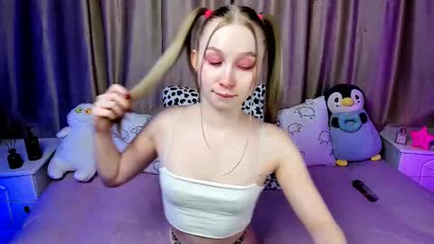 Snapshot of lilystarlight chatting on March 3, 3:52 am Lilian online show from March 3, 3:52 am