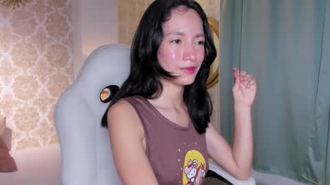 Snapshot of lilythea_ chatting on November 14, 9:13 pm lilythea_ online show from November 14, 9:13 pm
