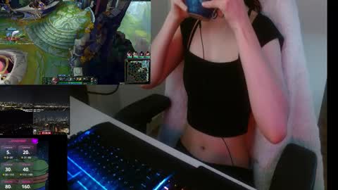 Lily Rone online show from March 2, 1:08 am