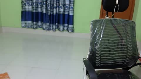 limaakter246618 online show from January 27, 11:11 pm