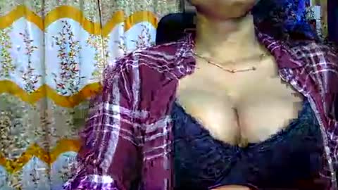 limaakter246618 online show from October 23, 5:44 pm