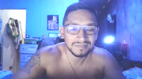 Snapshot of limaboy444 chatting on January 30, 4:06 am Smith666 online show from January 30, 4:06 am