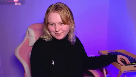 Snapshot of lime_cat chatting on September 26, 11:31 pm lime cat online show from September 26, 11:31 pm