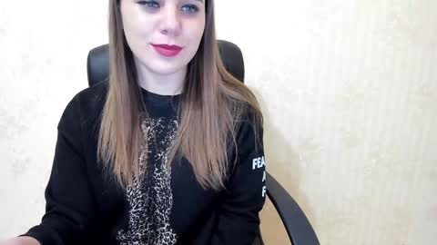    online show from December 18, 8:36 pm