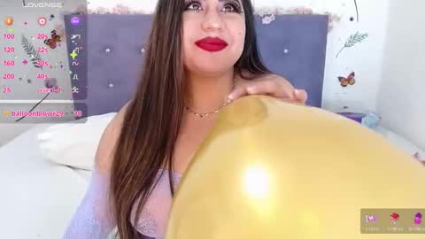 Lin  online show from February 24, 9:24 pm