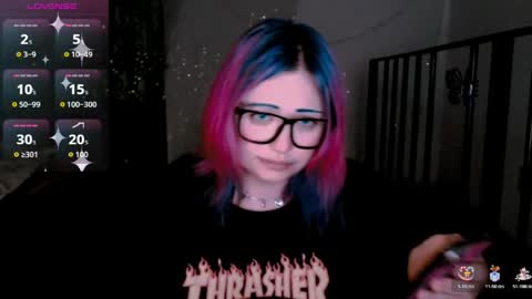 Snapshot of lina2d_tyan chatting on June 1, 4:20 pm Lina2D tyan online show from June 1, 4:20 pm