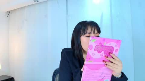  Lina Bedoya  online show from September 9, 11:32 am