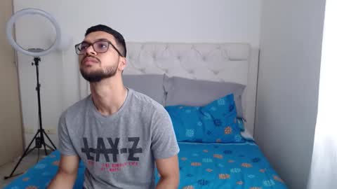 Snapshot of lina_busty chatting on October 25, 2:56 pm lina_busty online show from October 25, 2:56 pm