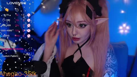 Snapshot of lina_diva chatting on January 23, 11:05 pm Hey im Lina Ur cosplay waifu online show from January 23, 11:05 pm