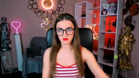 lina_fox12 online show from October 18, 12:28 pm