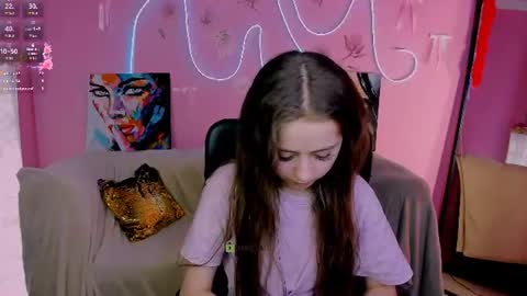 Snapshot of lina_fox12 chatting on June 29, 12:16 pm lina_fox12 online show from June 29, 12:16 pm