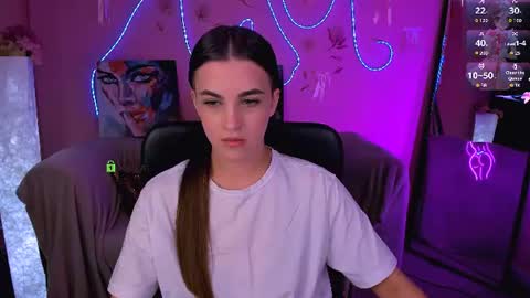 Snapshot of lina_fox12 chatting on July 20, 12:18 pm lina_fox12 online show from July 20, 12:18 pm