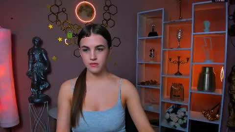 Snapshot of lina_fox12 chatting on July 28, 12:12 pm lina_fox12 online show from July 28, 12:12 pm