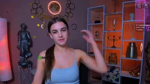 Snapshot of lina_fox12 chatting on July 28, 2:13 pm lina_fox12 online show from July 28, 2:13 pm
