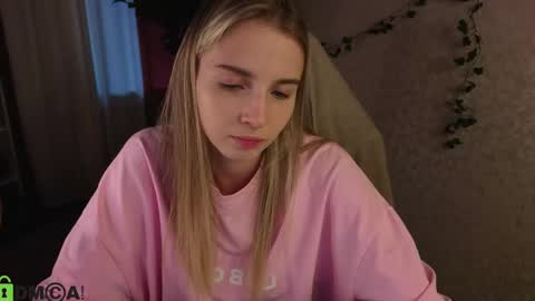 LINA online show from April 28, 1:15 am