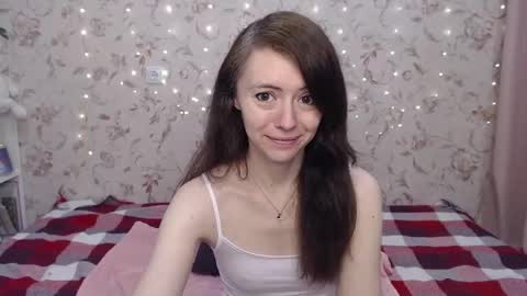 Snapshot of lina_rouge_ chatting on January 29, 9:23 am Lina Rouge online show from January 29, 9:23 am