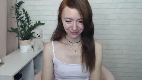 Snapshot of lina_rouge_ chatting on October 2, 4:52 am Lina Rouge online show from October 2, 4:52 am