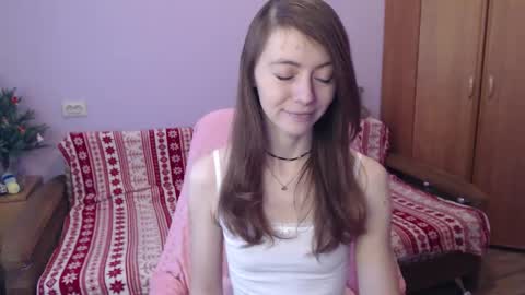 Snapshot of lina_rouge_ chatting on December 15, 8:51 am Lina Rouge online show from December 15, 8:51 am