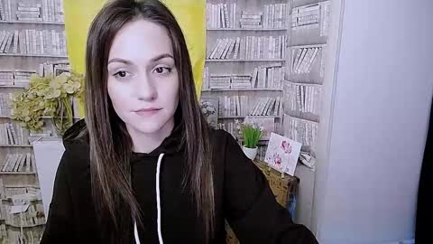 Lina online show from October 13, 5:29 am