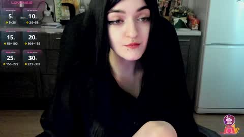 Lina 3  1715622743 online show from January 17, 8:34 am