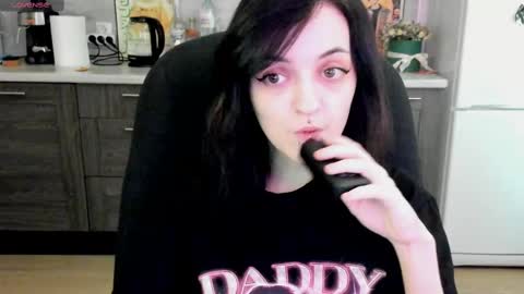 Lina 3  1715622743 online show from March 11, 7:48 am