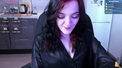 Lina 3  1715622743 online show from April 22, 7:55 am