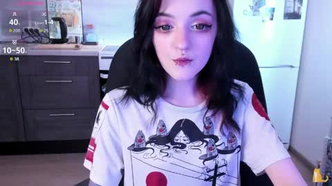 Lina 3  1715622743 online show from April 24, 8:06 am