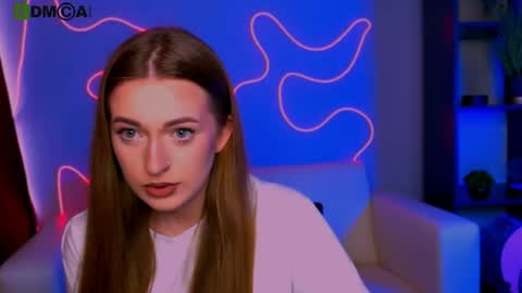 Snapshot of linaa_dolly chatting on May 19, 11:05 am linaa_dolly online show from May 19, 11:05 am