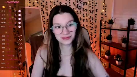 Snapshot of linablossom chatting on June 3, 3:53 am Lina online show from June 3, 3:53 am