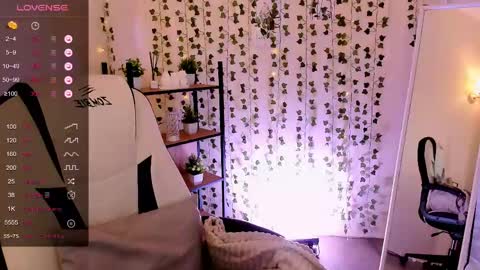 Snapshot of linablossom chatting on June 8, 2:34 am Lina online show from June 8, 2:34 am