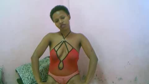 linah1123 online show from April 21, 8:34 pm