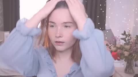 Snapshot of linalyy chatting on October 2, 4:30 am Lina online show from October 2, 4:30 am