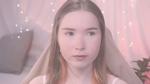 Snapshot of linalyy chatting on October 29, 4:48 am Lina online show from October 29, 4:48 am