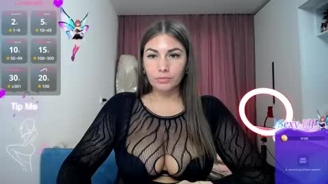 Lina Sparks online show from April 12, 3:28 pm