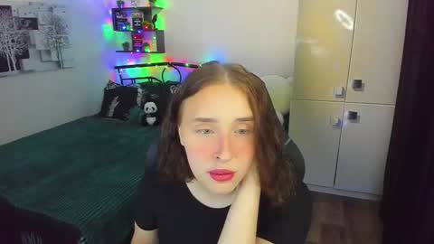 Lina online show from March 6, 10:28 pm