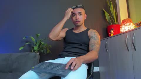 lincom amith online show from September 25, 11:52 pm