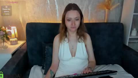 Linda  GMT2 Mon Tu Fri Sa Su  0300am-1000 am online show from June 22, 12:56 am