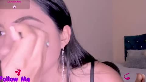 Alana online show from February 3, 6:17 pm